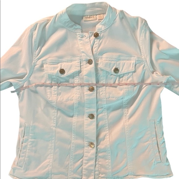 CHICO’S WOMENS WHITE JEAN JACKET SIZE 8-10 WITH PRETTY FLORAL ON BACK - Picture 7 of 12